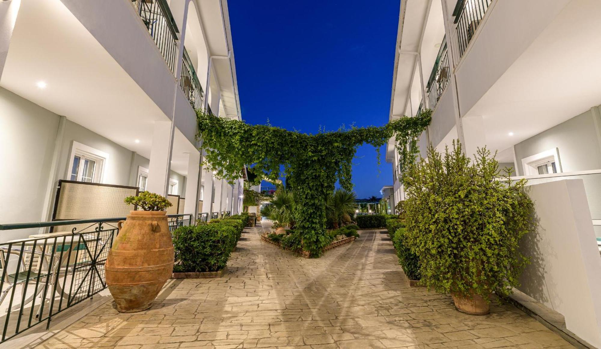 Kalamákion Sofia'S Hotel מראה חיצוני תמונה